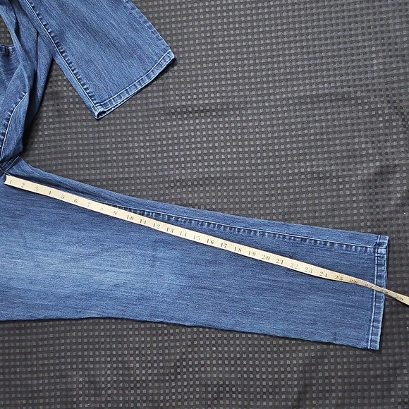 Fabulously Slimming, Chico's, Size 2 Short, Denim, Jeans, Stretch - Picture 8 of 11